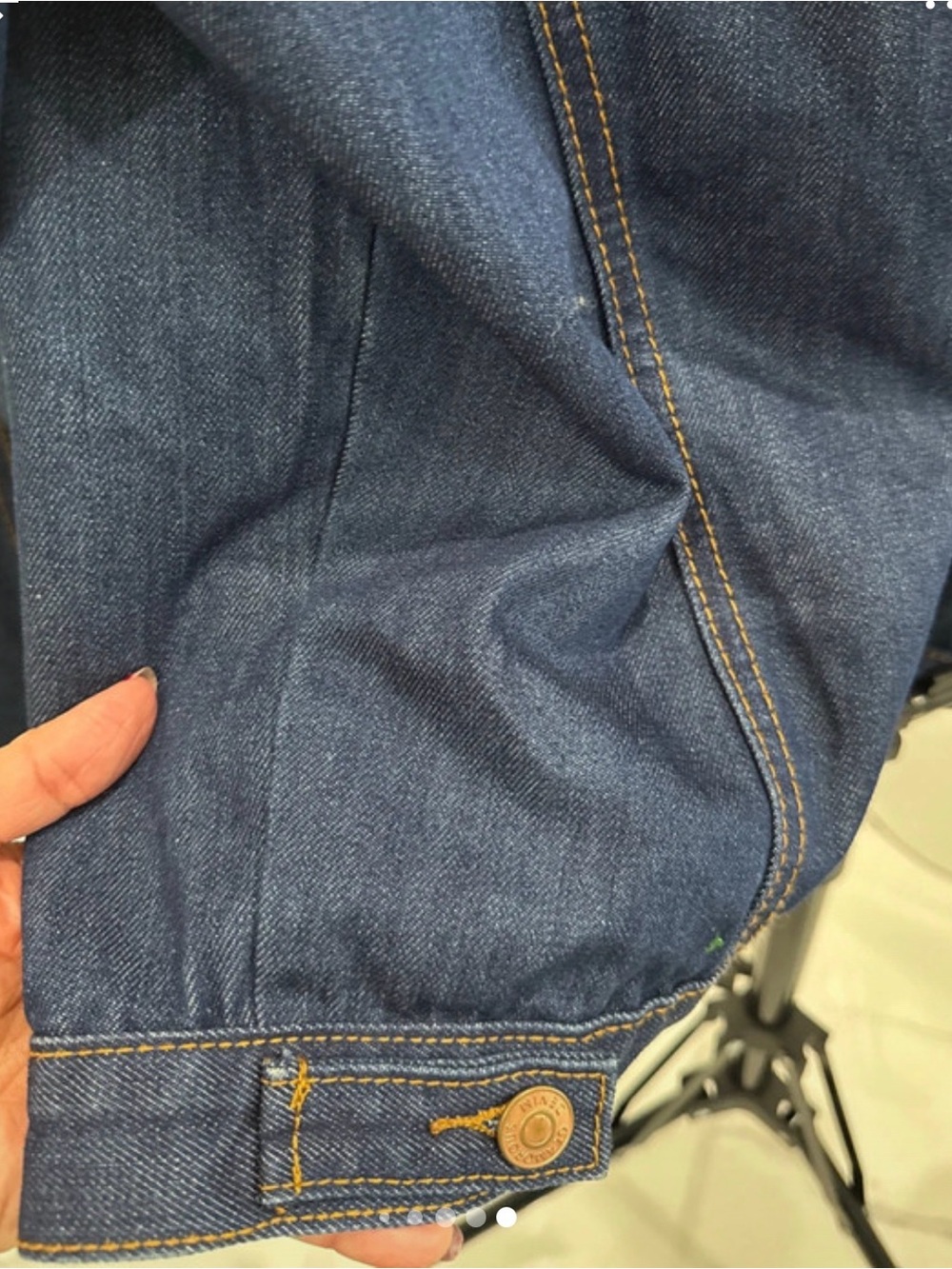 Glamorous Blue Denim Jacket with Contrast Stitching - Picture 6 of 6